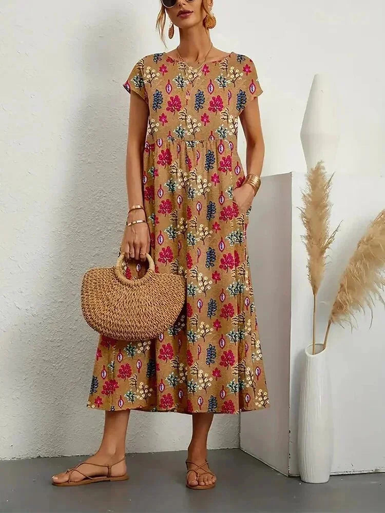 Women's midi dress with floral print and pockets