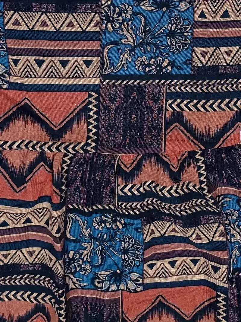 Women's midi dress with floral print and pockets