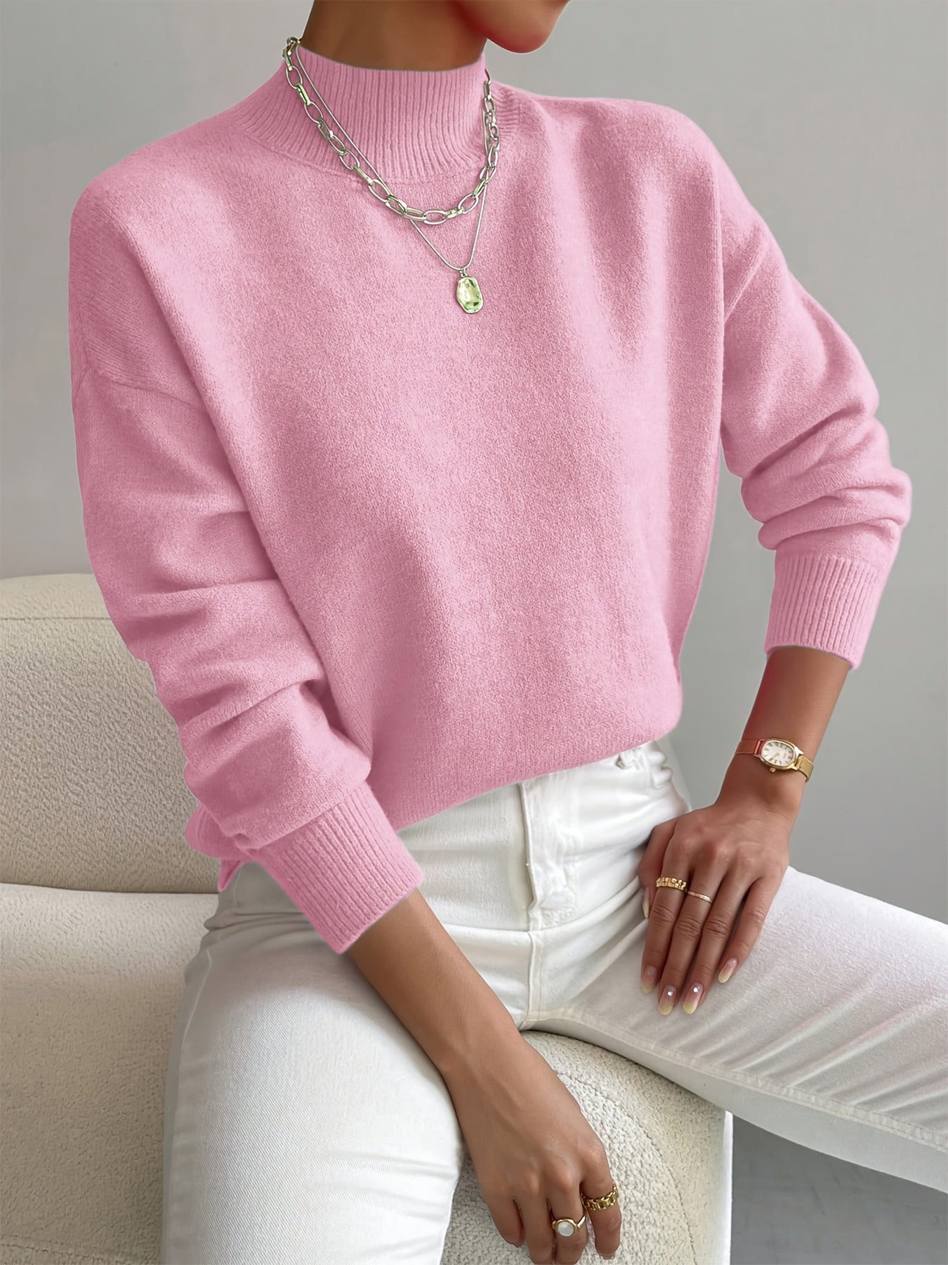 Women's mock-neck sweatshirt with ribbed trim