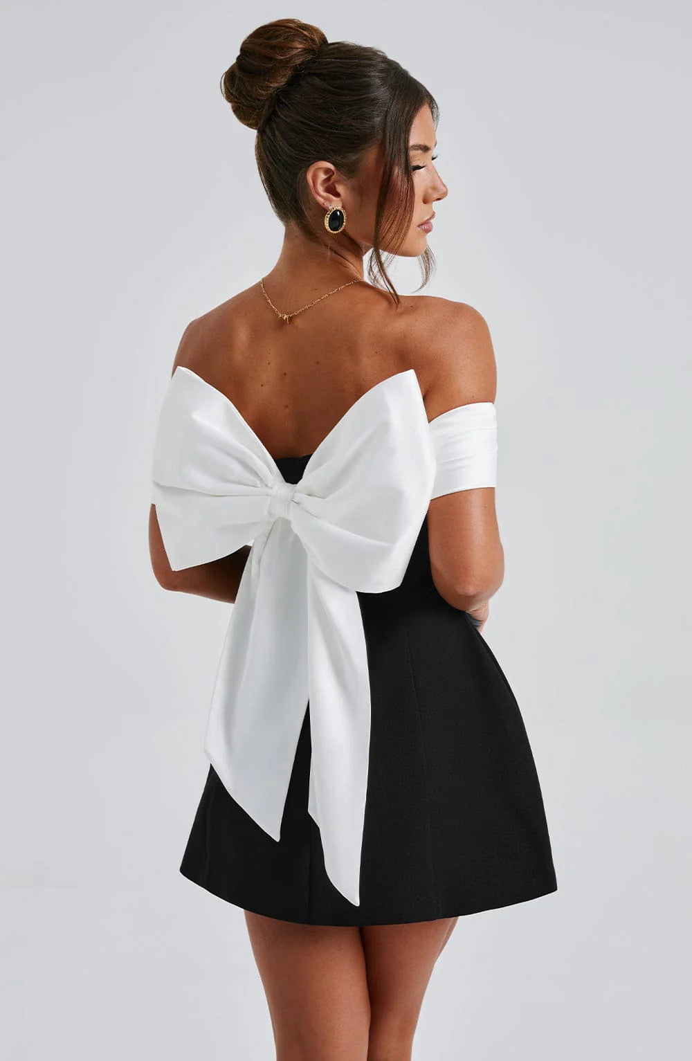 Women's off-shoulder mini cocktail dress