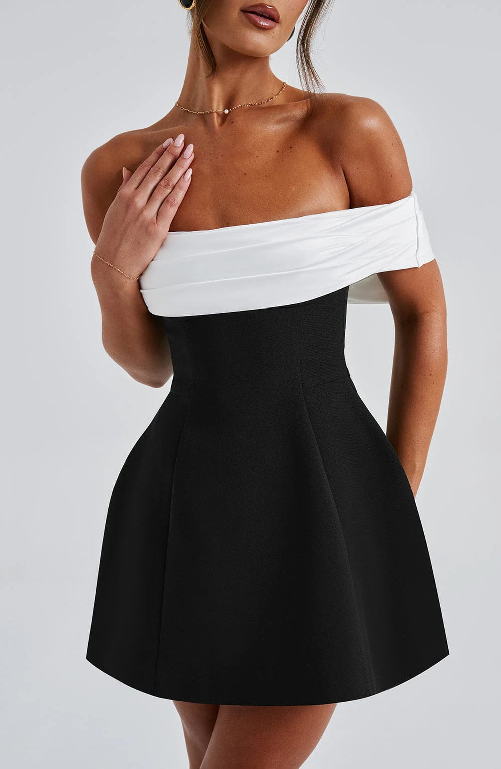 Women's off-shoulder mini cocktail dress