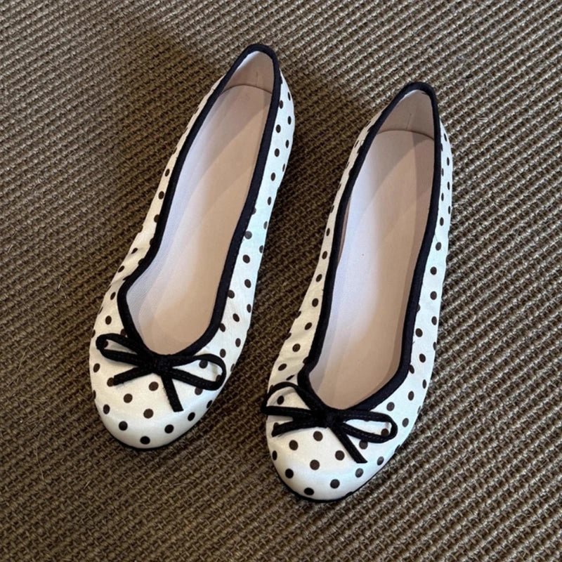 Women's polka dot bow ballet flats with contrast trim