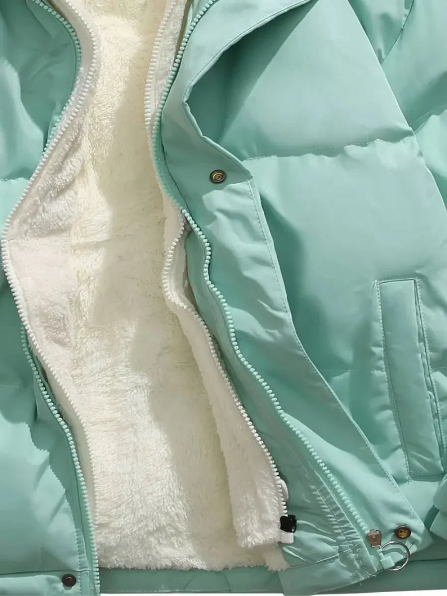Women's puffer jacket with hood and soft lining