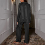 Women's pyjama set with top and trousers