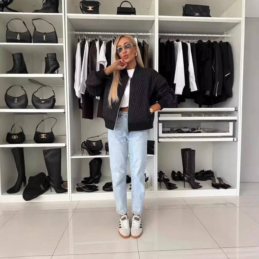 Women's quilted zip-front bomber jacket with long sleeves