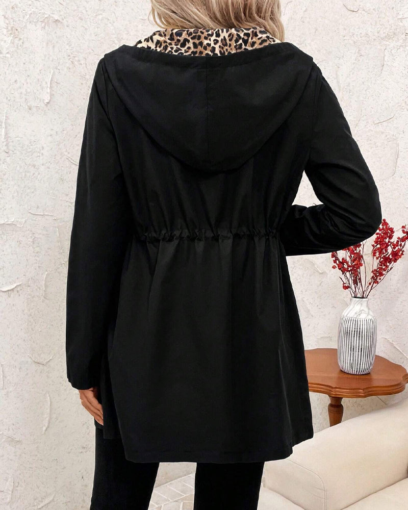 Women's reversible coat with leopard print