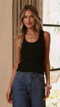 Women's ribbed knit sleeveless tank top
