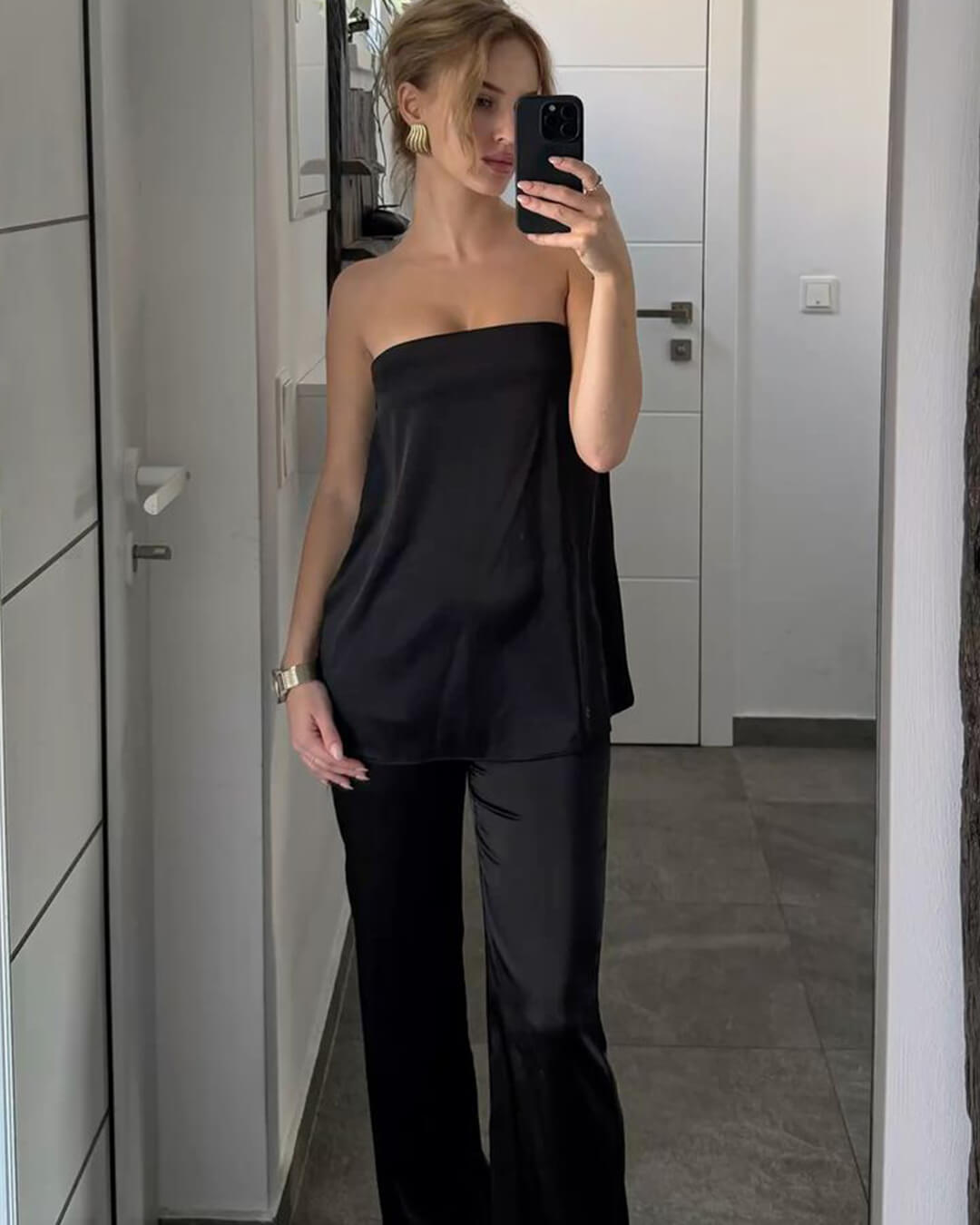 Women's satin bandeau top and wide-leg trousers two-piece set