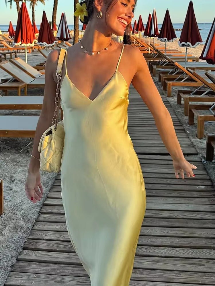 Women's satin open-back maxi evening dress