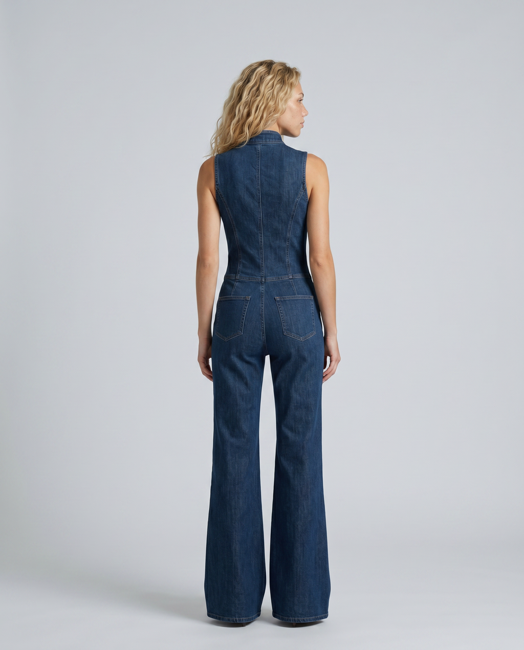 Women's sleeveless flared jumpsuit