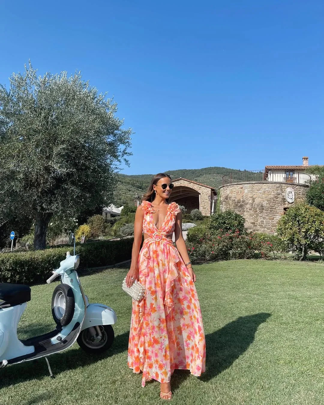 Women's sleeveless floral maxi dress