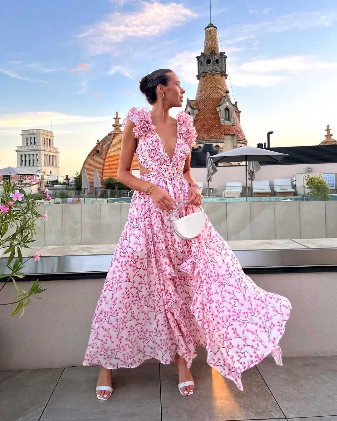 Women's sleeveless floral maxi dress