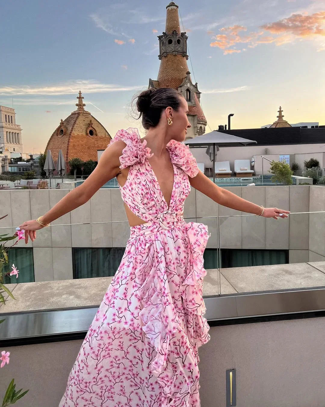 Women's sleeveless floral maxi dress