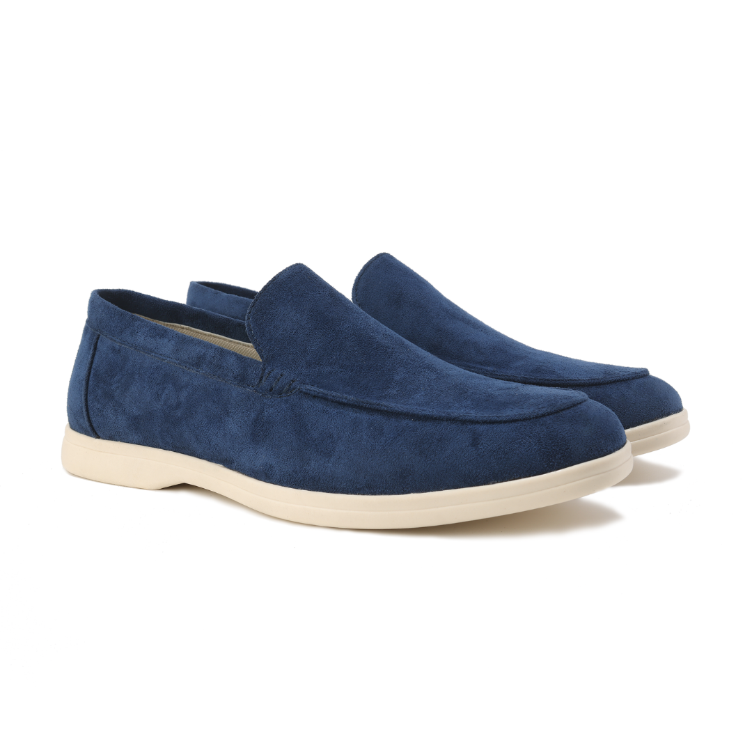 Men's slip-on shoes with structured finish
