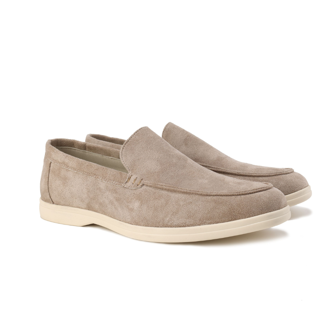 Men's slip-on shoes with structured finish