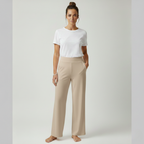 Women's stretch trousers with fitted cut