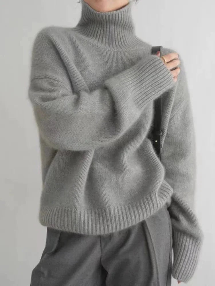 Women's turtleneck pullover