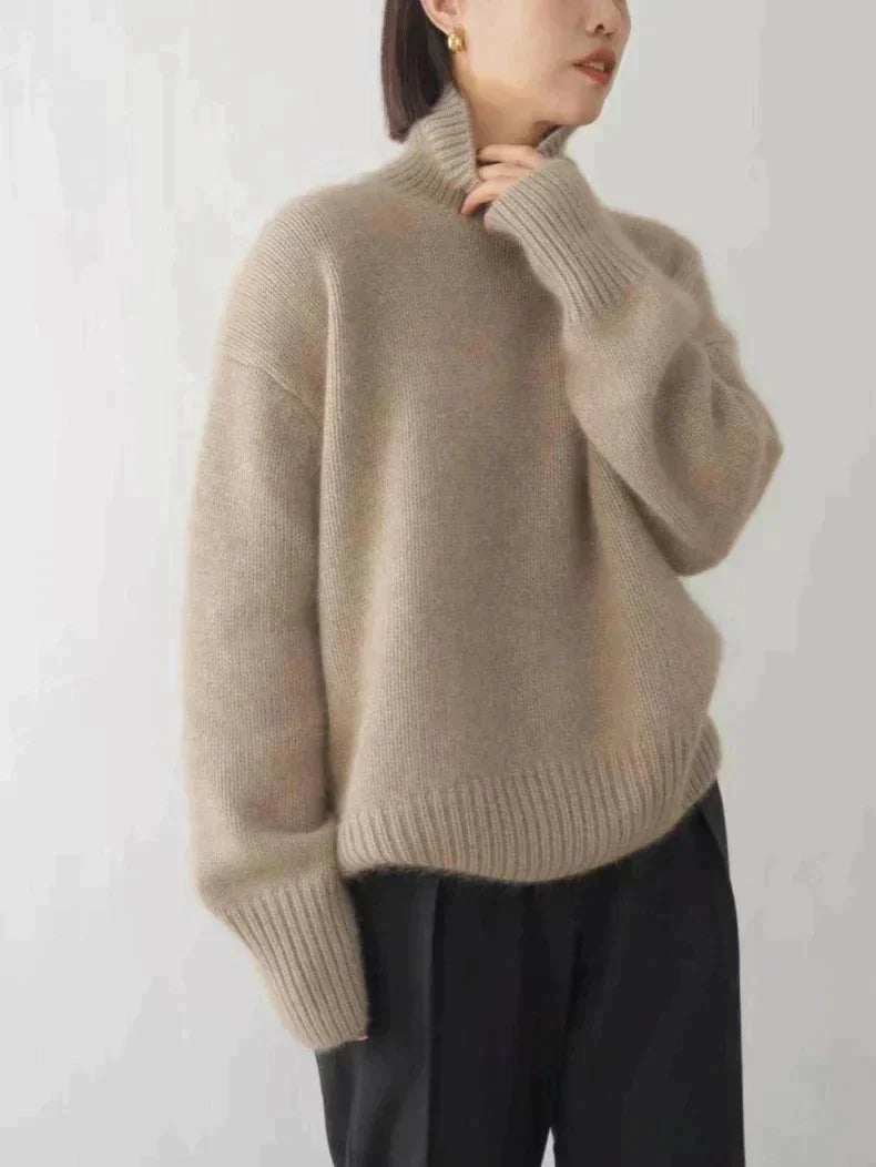 Women's turtleneck pullover