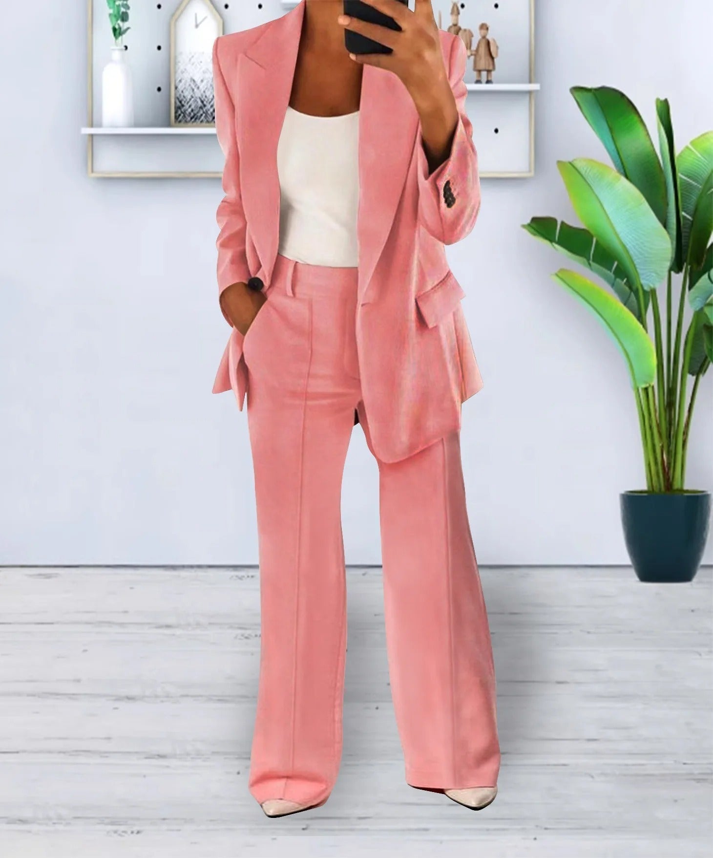 Women's two-piece set with blazer and trousers