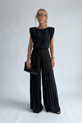 Women's two-piece set with wide-leg trousers and short top