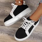 Women's two-tone low-top platform sneakers with lace-up front