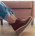 Women's urban slip-on boots with padded insole