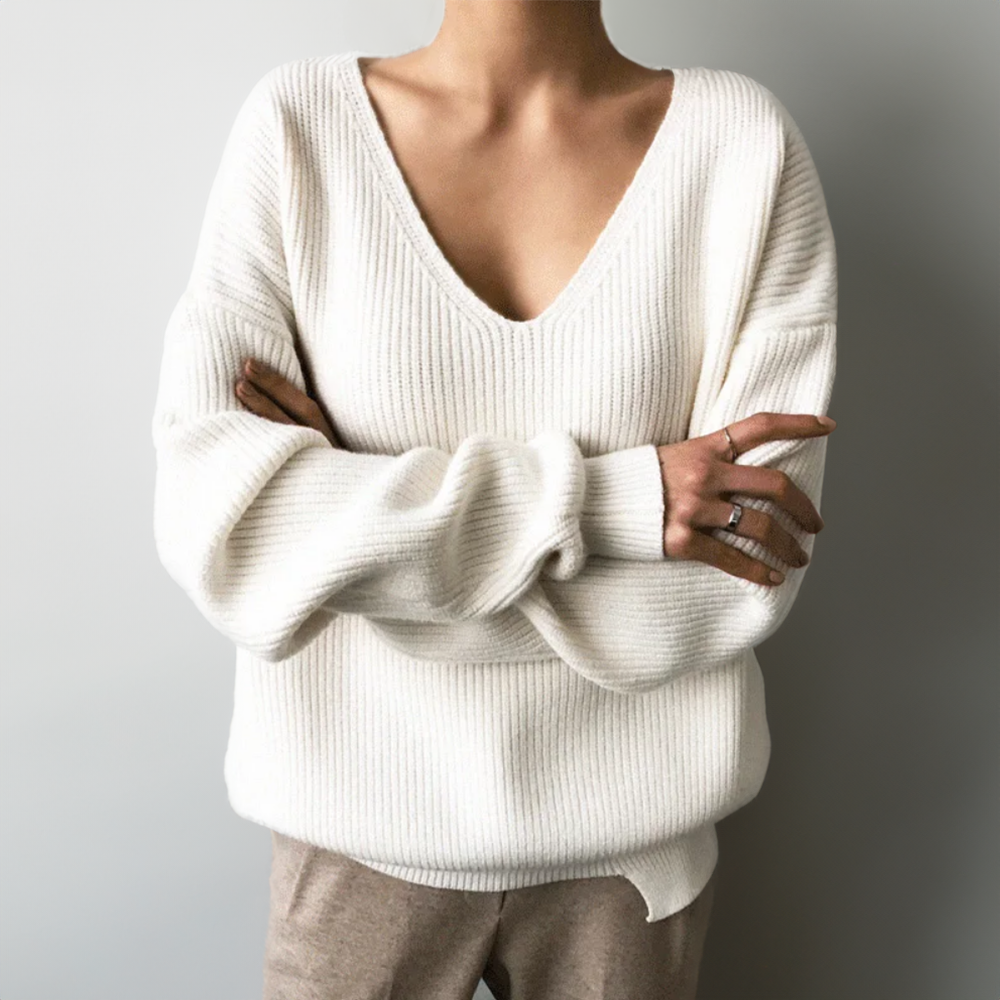 Women's V-neck pullover