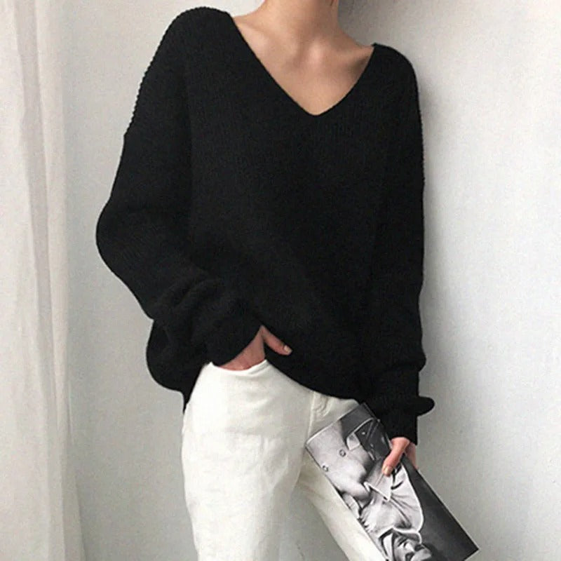 Women's V-neck pullover