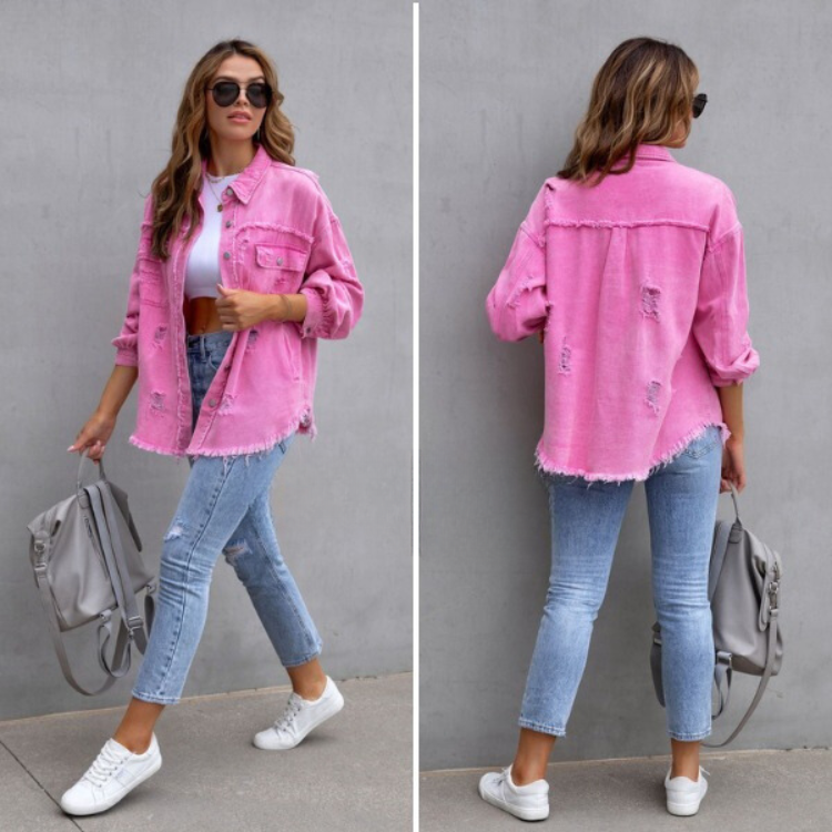 Women's vintage-inspired jacket with front fastening