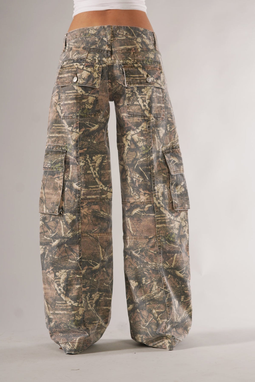 Women's wide-leg camo cargo pants with utility pockets