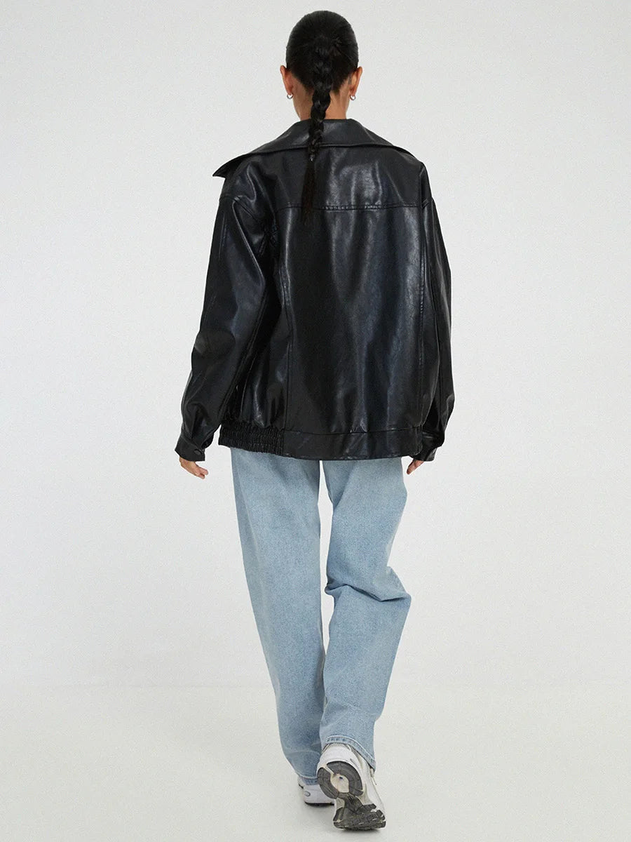 Women's zip-front leather jacket with pockets