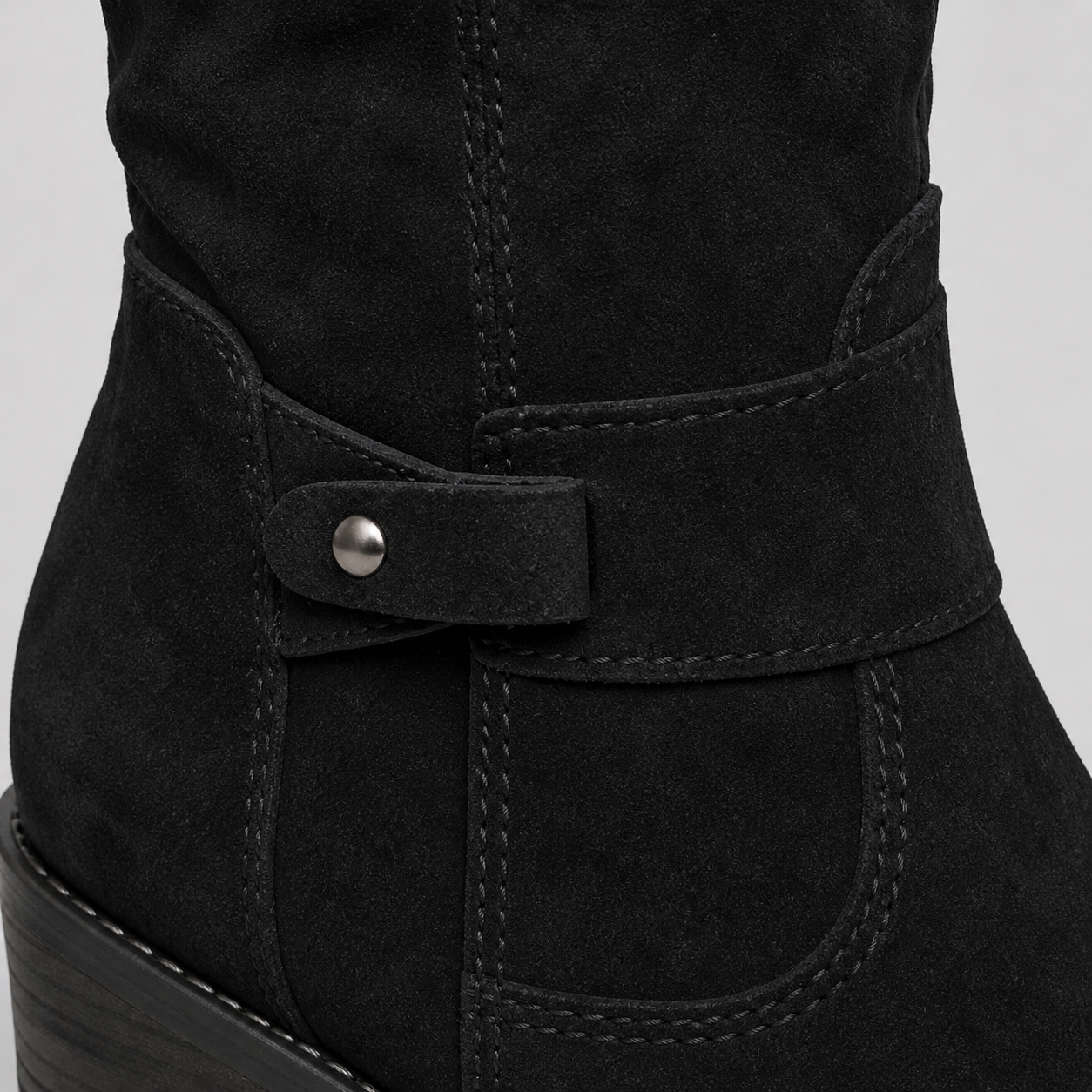Women’s Knee-High Boots with Low Heel and Side Detail Black