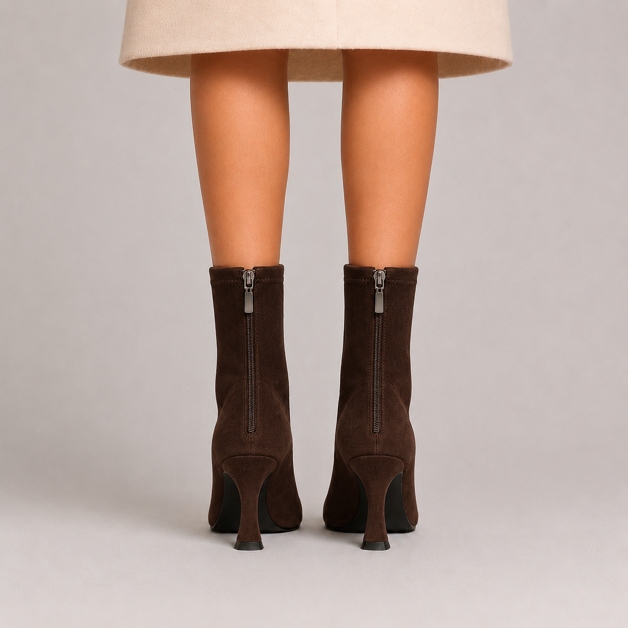 Women’s Pointed-Toe Sock Ankle Boots with Sculpted Heel